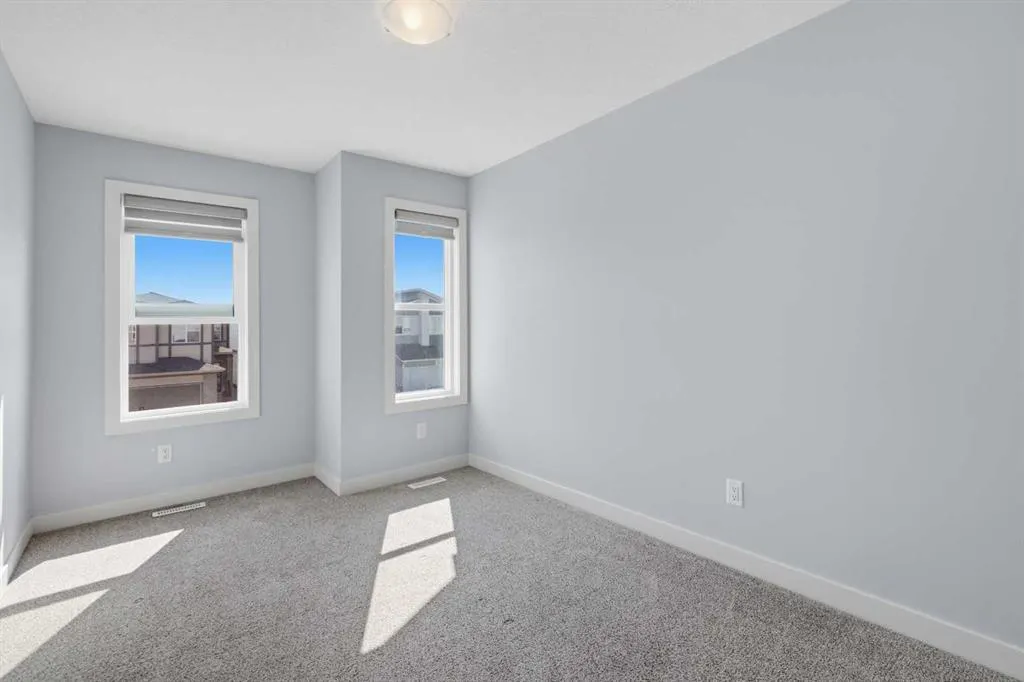 71 Belvedere Green SE