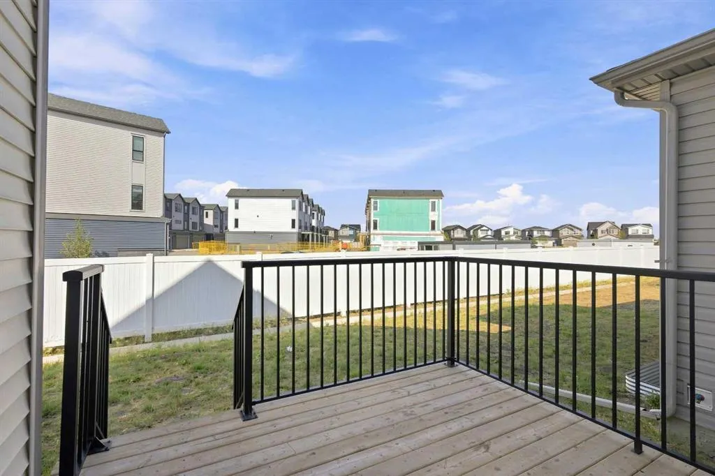 71 Belvedere Green SE