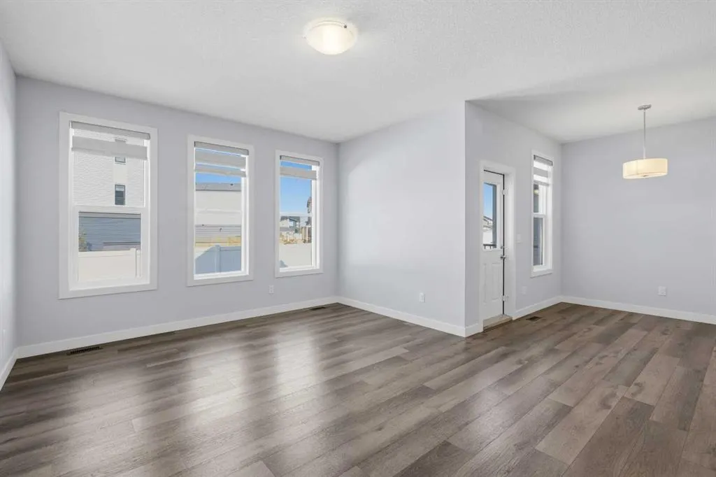 71 Belvedere Green SE
