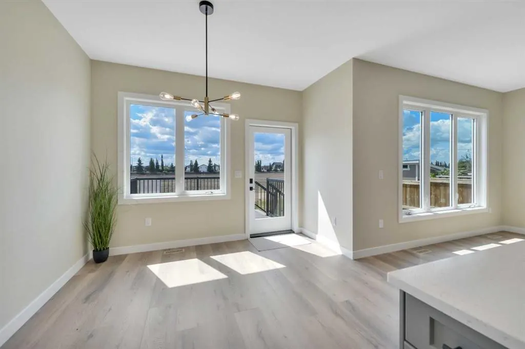 153 Norseman Close