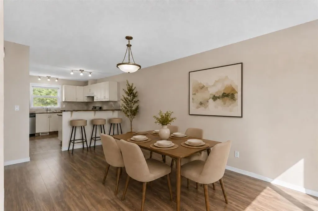 605 Prairie Sound Circle NW