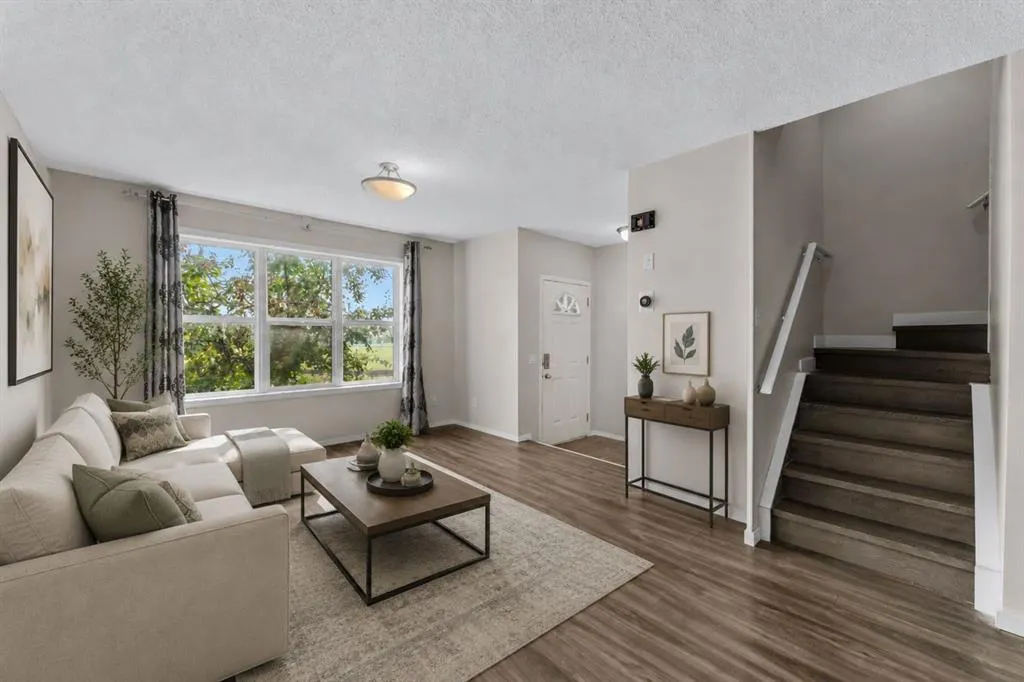 605 Prairie Sound Circle NW