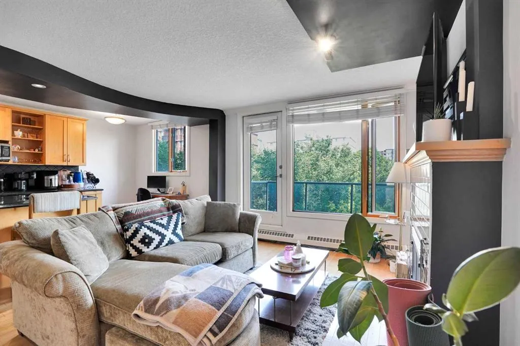 1225 15 Avenue SW #302