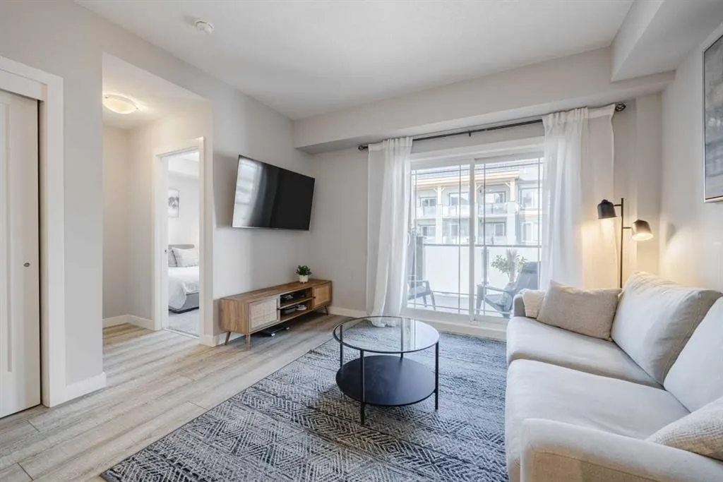 100 Auburn Meadows Manor SE #315