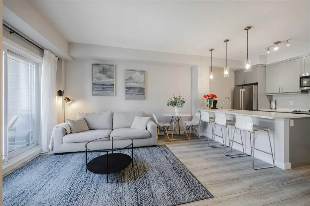 100 Auburn Meadows Manor SE #315