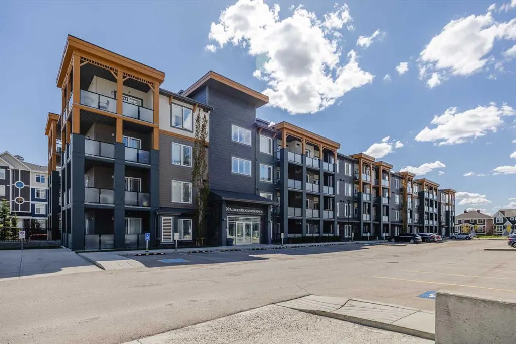 100 Auburn Meadows Manor SE #315