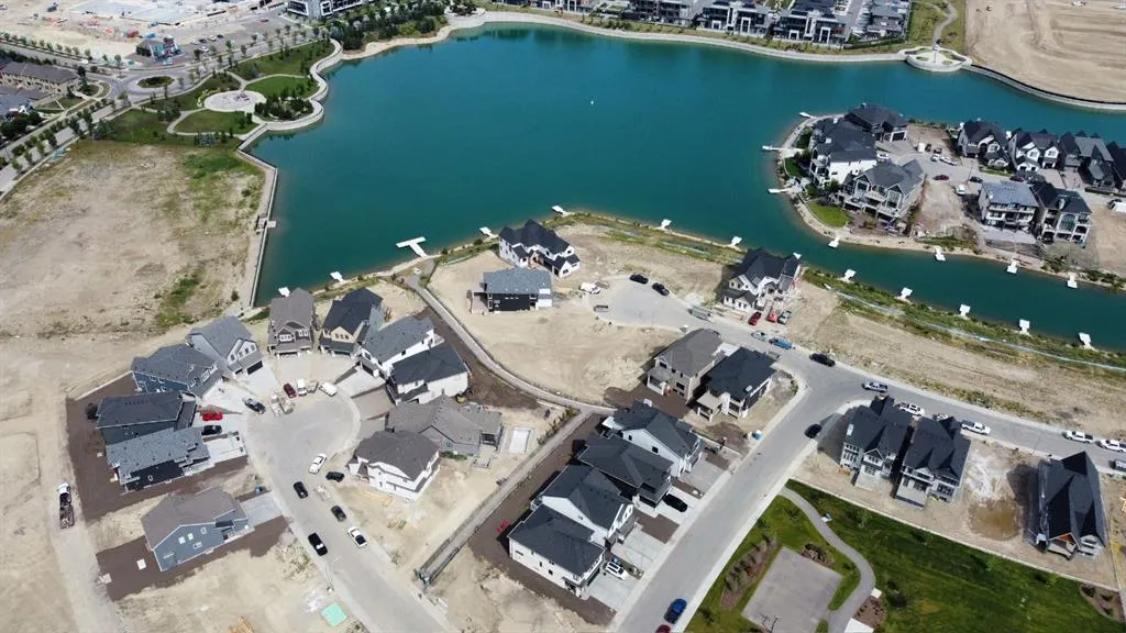 501 Marina Grove SE