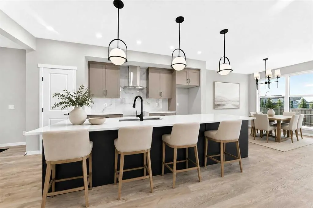 99 Mercado Crescent SE