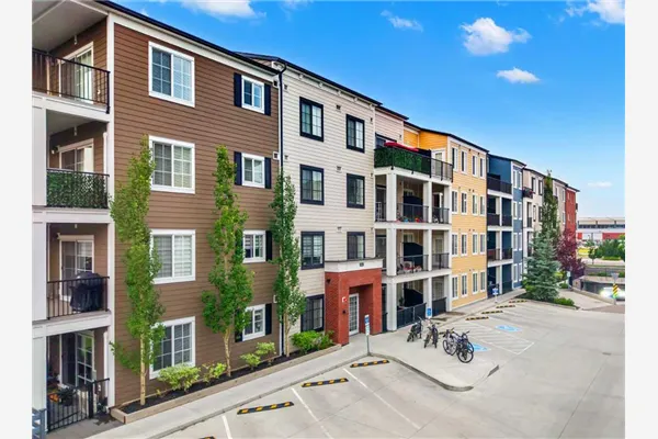 151 Legacy Main Street SE