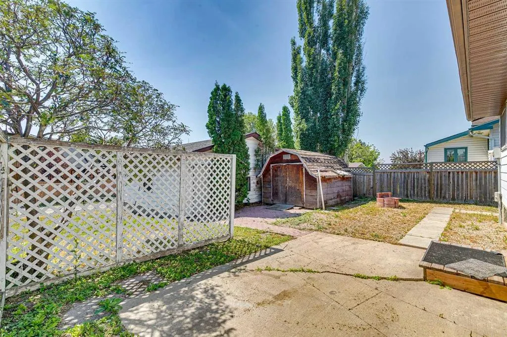 126 Thistle Way