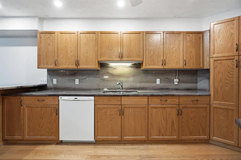 7239 Sierra Morena Boulevard SW #306