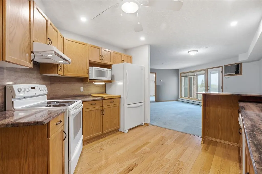 7239 Sierra Morena Boulevard SW #306