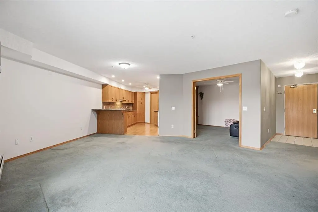 7239 Sierra Morena Boulevard SW #306