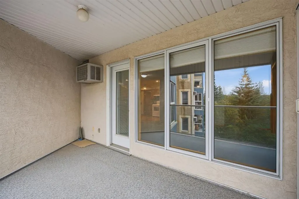 7239 Sierra Morena Boulevard SW #306