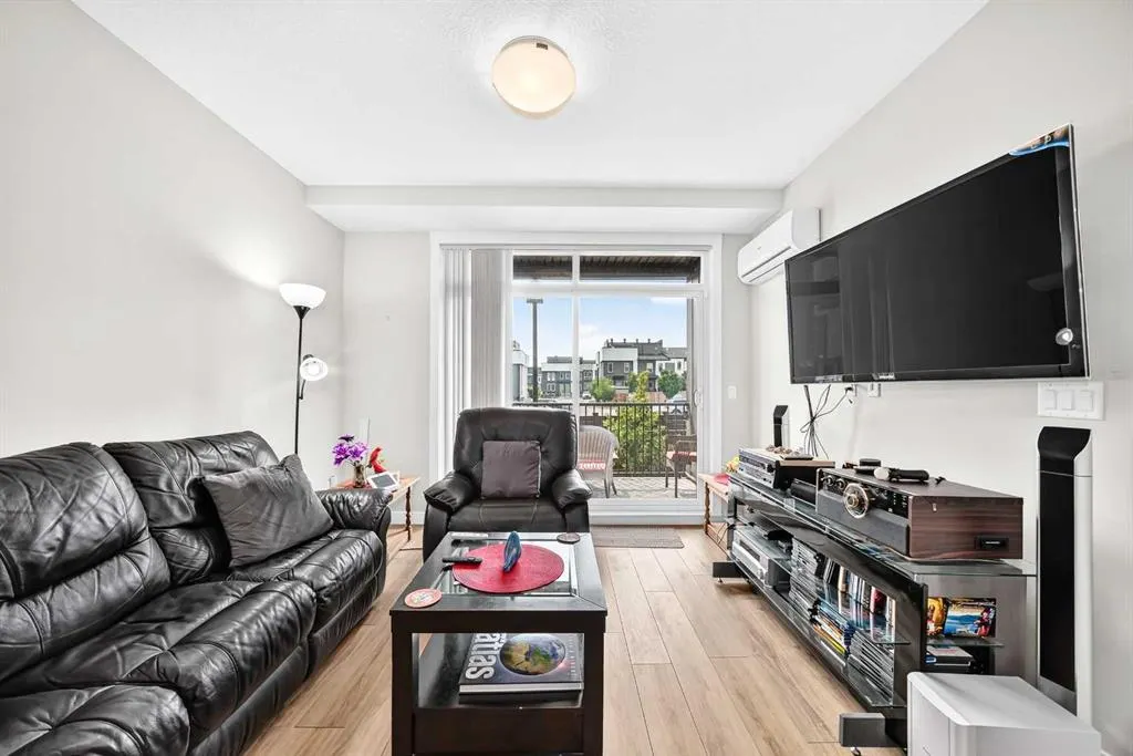 200 Seton Circle SE #6106