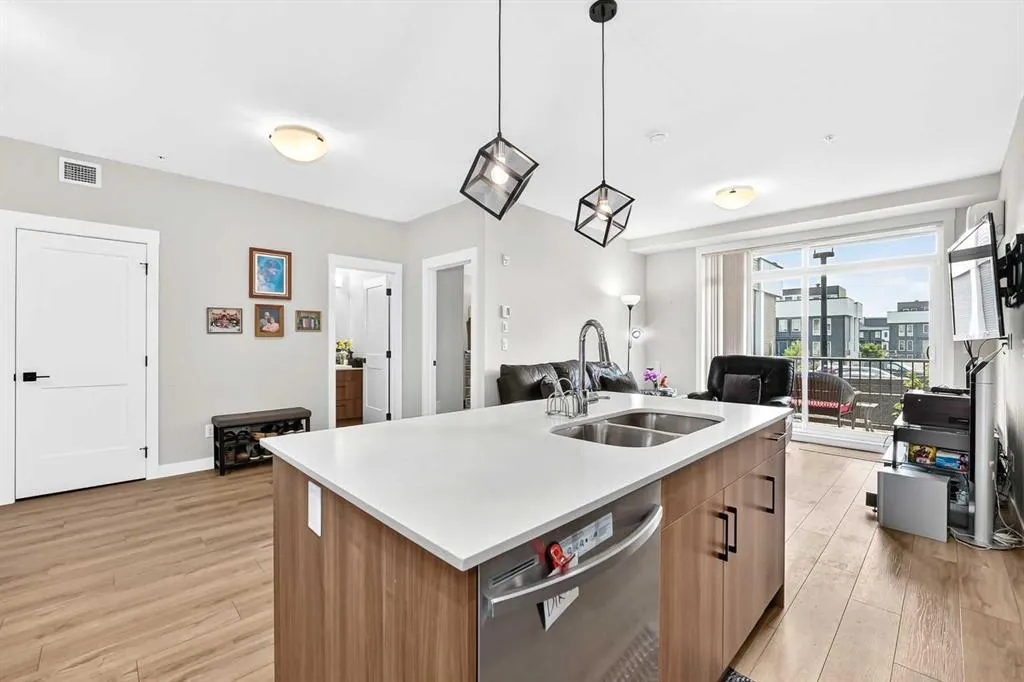 200 Seton Circle SE #6106