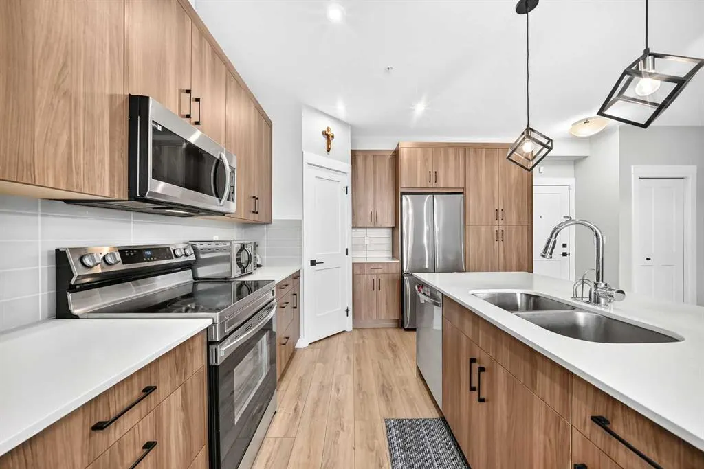 200 Seton Circle SE #6106
