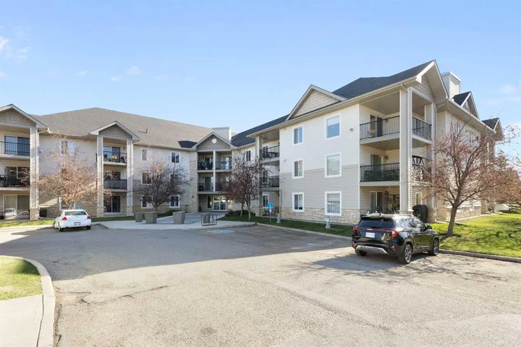 2371 Eversyde Avenue SW #2320