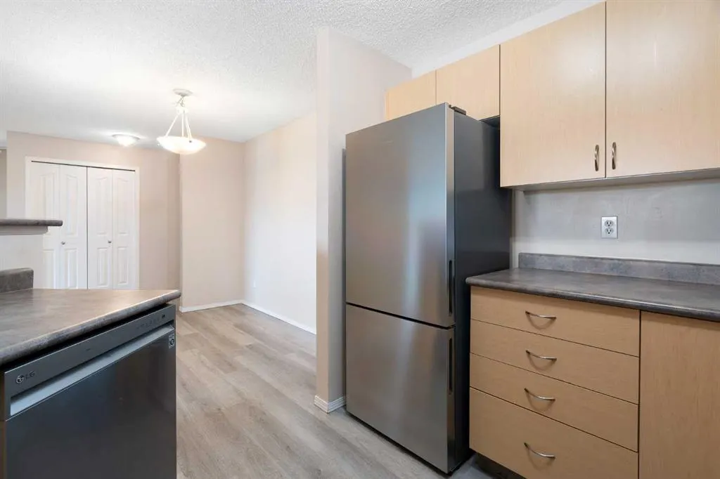 2371 Eversyde Avenue SW #2320