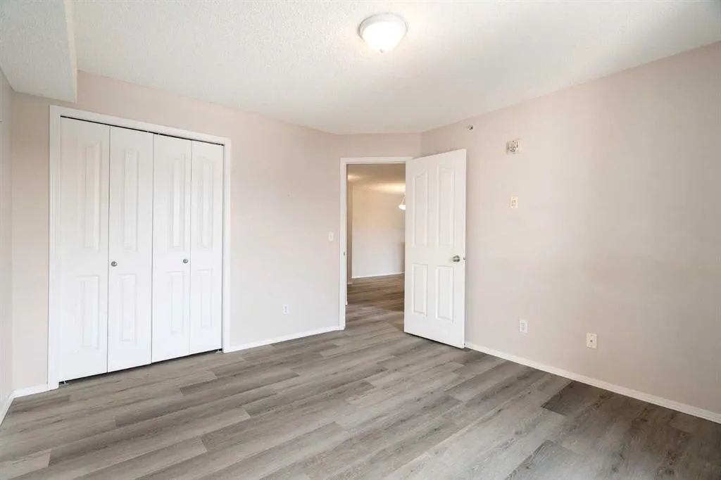 2371 Eversyde Avenue SW #2320