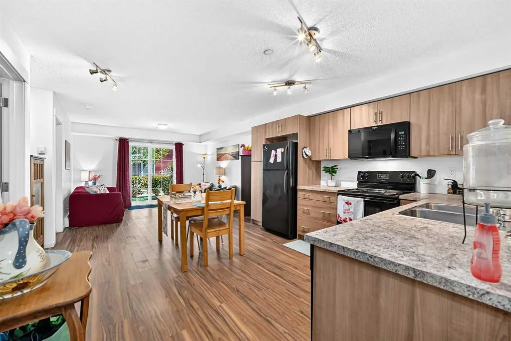 755 Copperpond Boulevard SE #5102