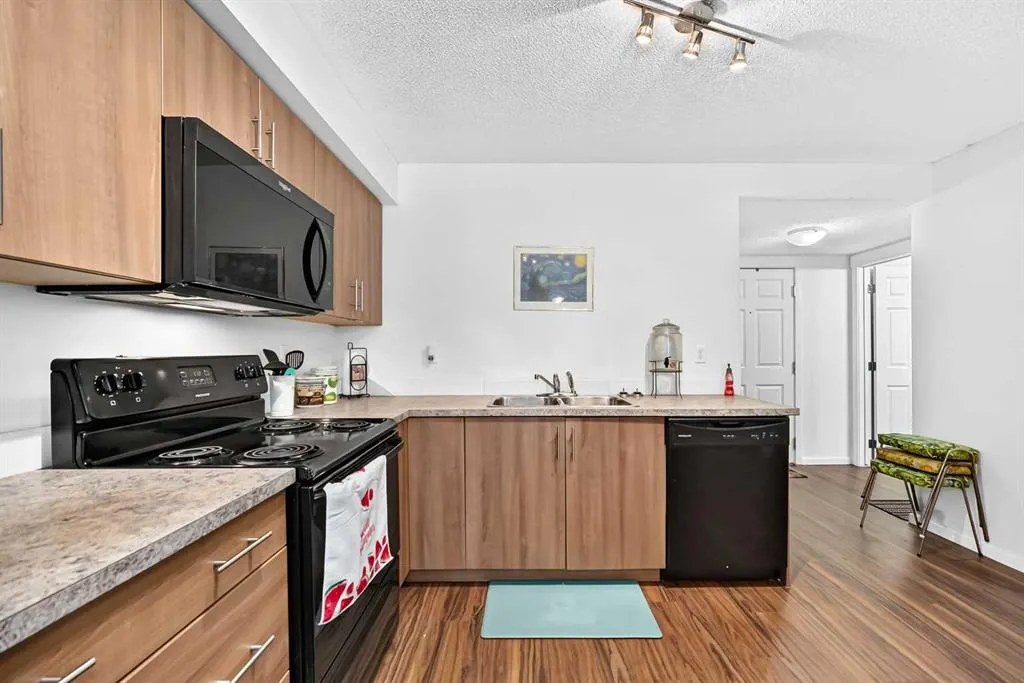 755 Copperpond Boulevard SE #5102