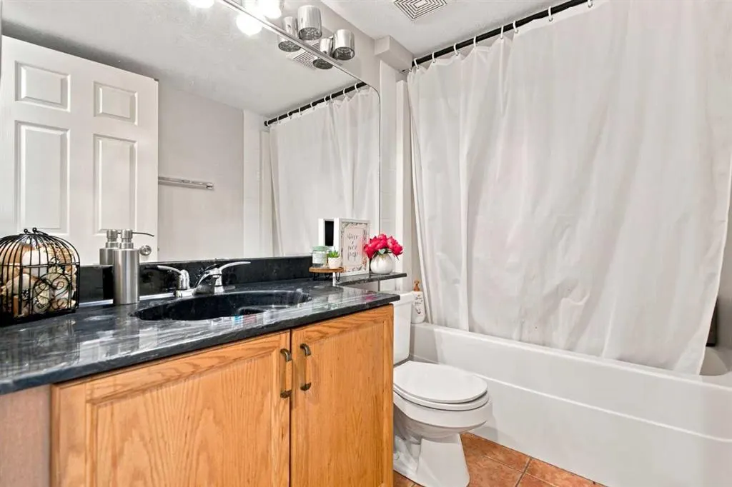 541 Citadel Meadow Bay NW
