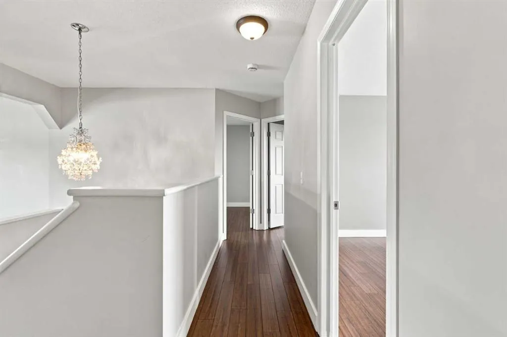 541 Citadel Meadow Bay NW