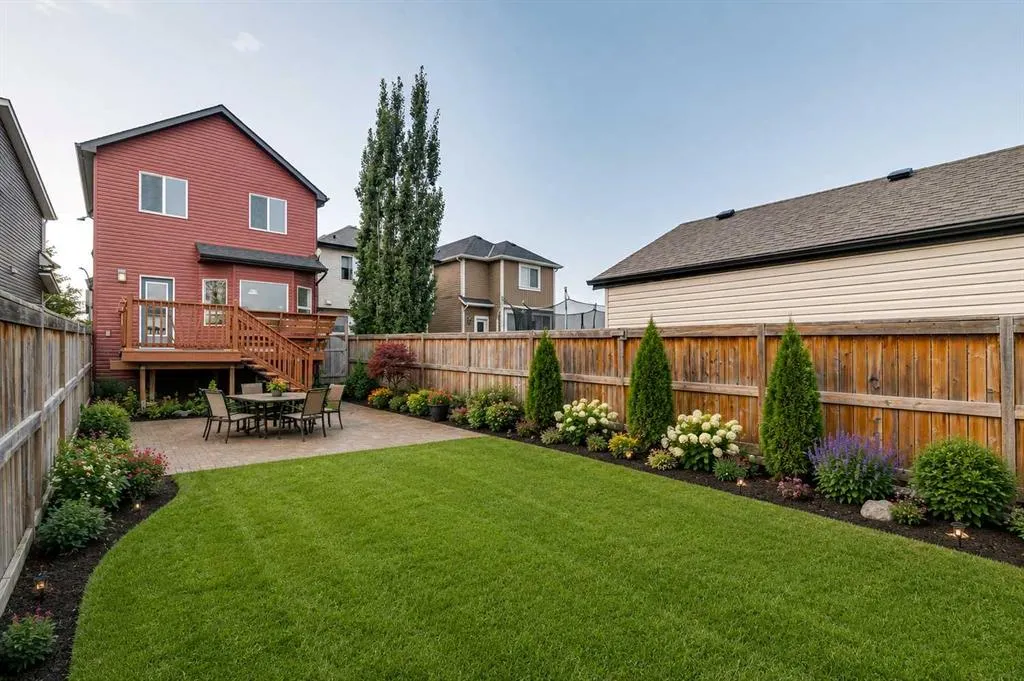 12 Autumn Court SE