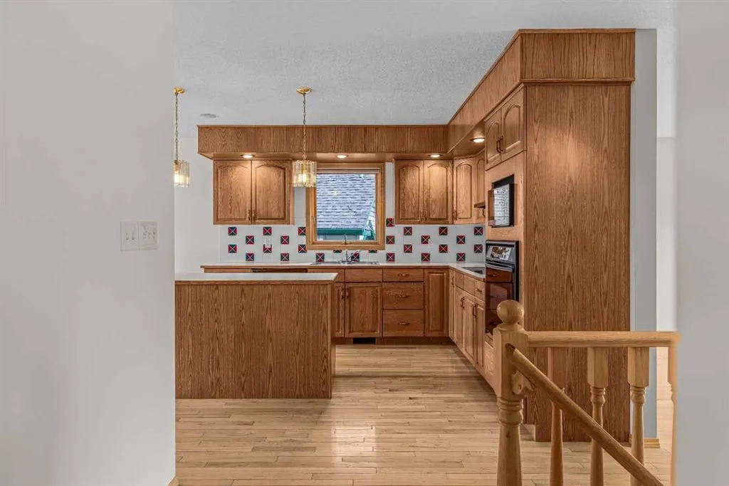 522 Grotto Road