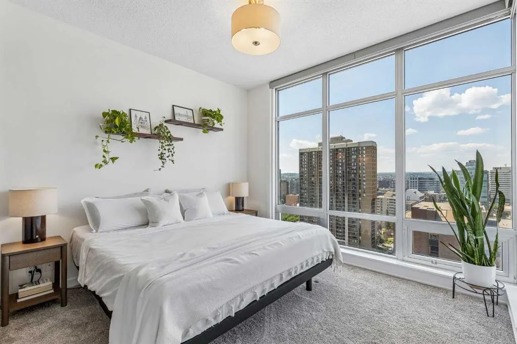 530 12 Avenue SW #1702
