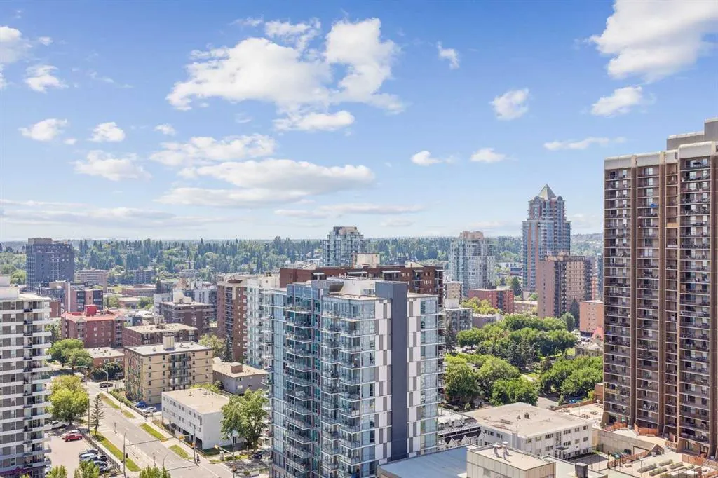 530 12 Avenue SW #1702