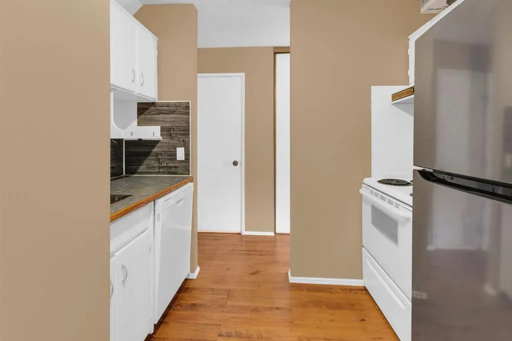 4001C 49 Street NW #3204