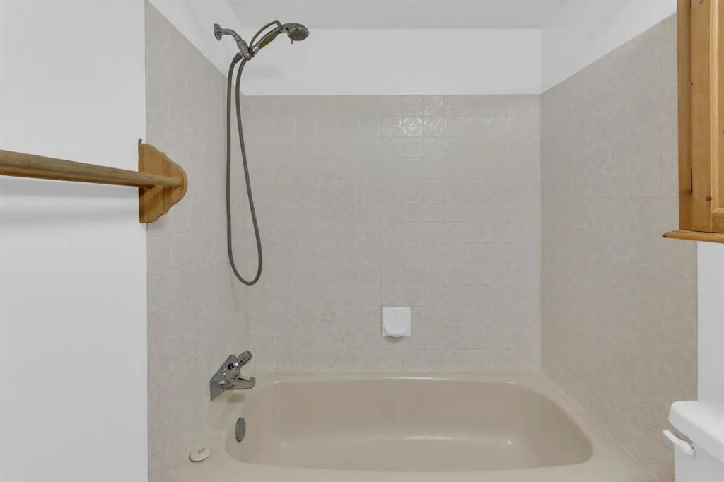 4001C 49 Street NW #3204