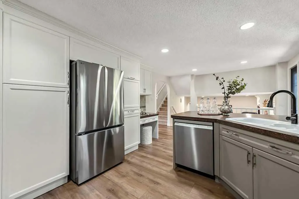 502 Suntree Place