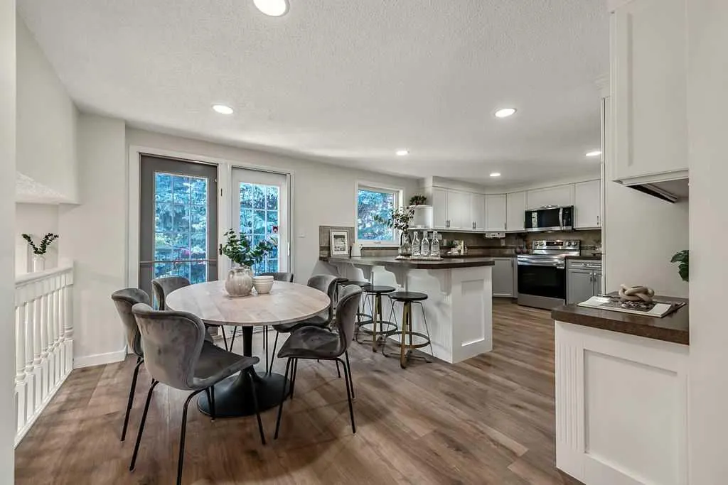 502 Suntree Place