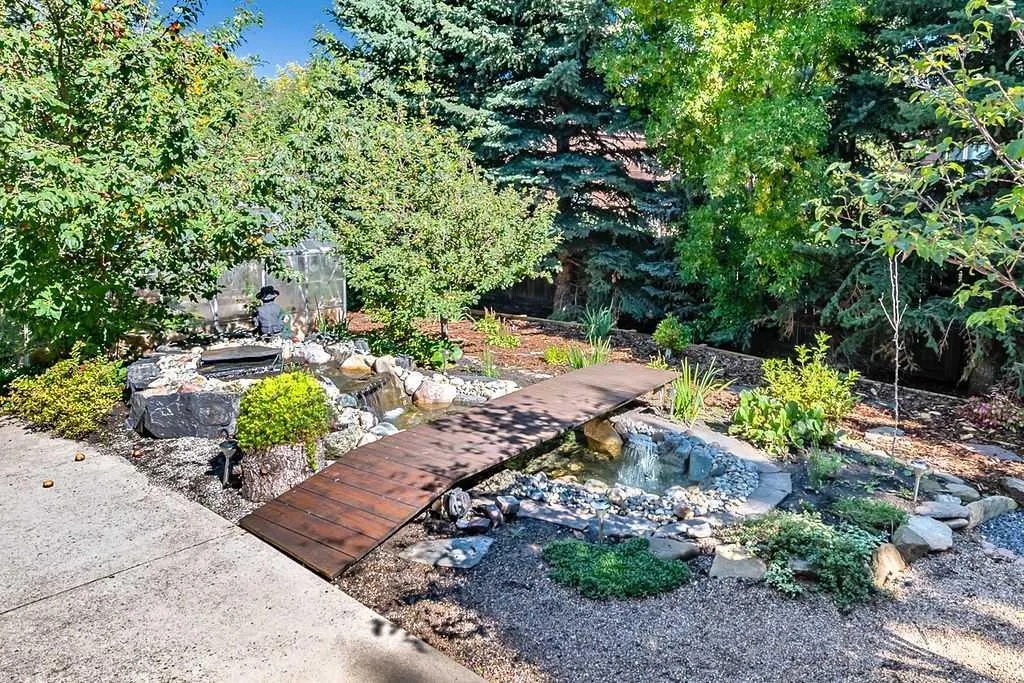 502 Suntree Place