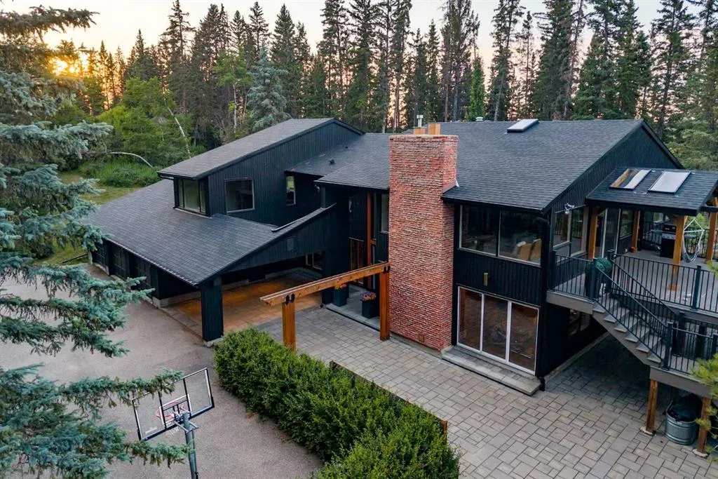 15 Elbow River Point
