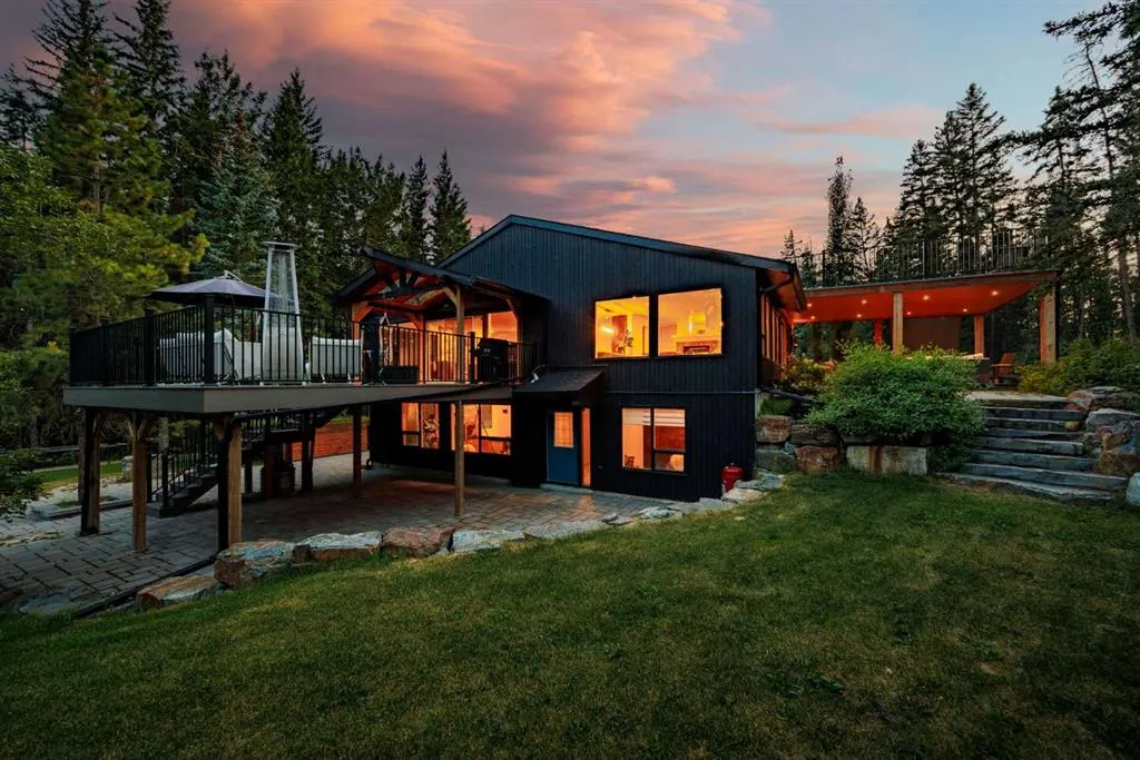 15 Elbow River Point