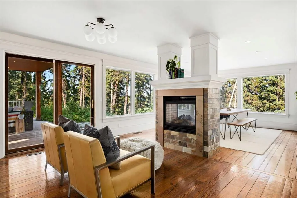 15 Elbow River Point