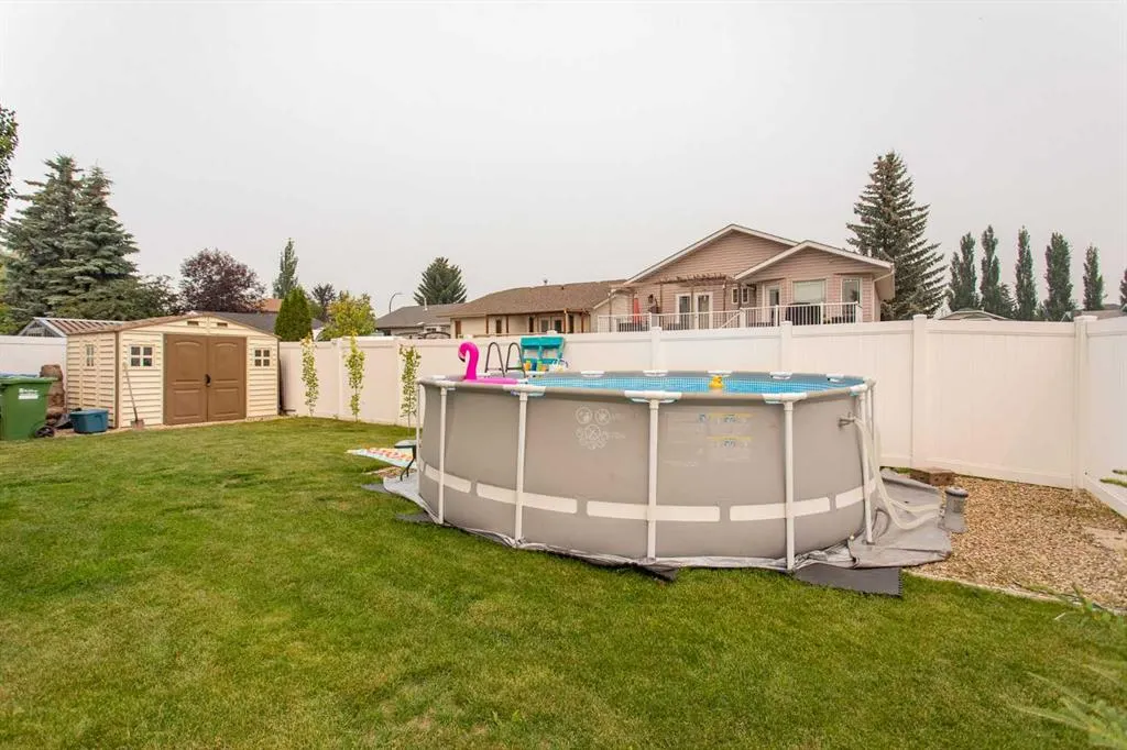 70 Densmore Crescent