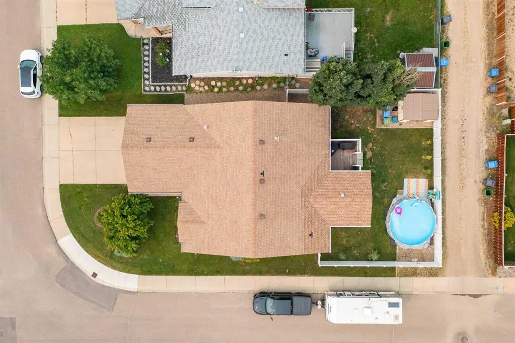70 Densmore Crescent