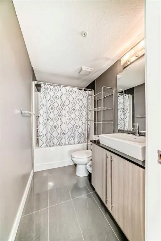 11 Mahogany Row SE #3313