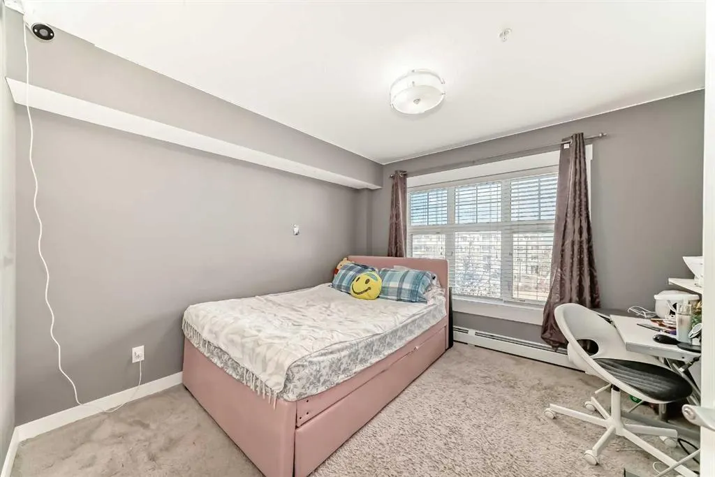 11 Mahogany Row SE #3313