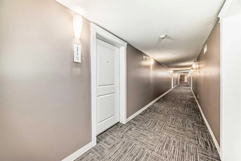 11 Mahogany Row SE #3313