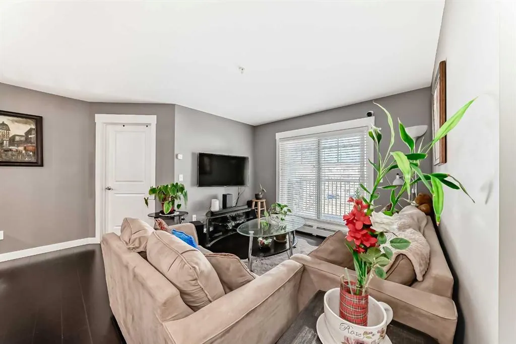11 Mahogany Row SE #3313
