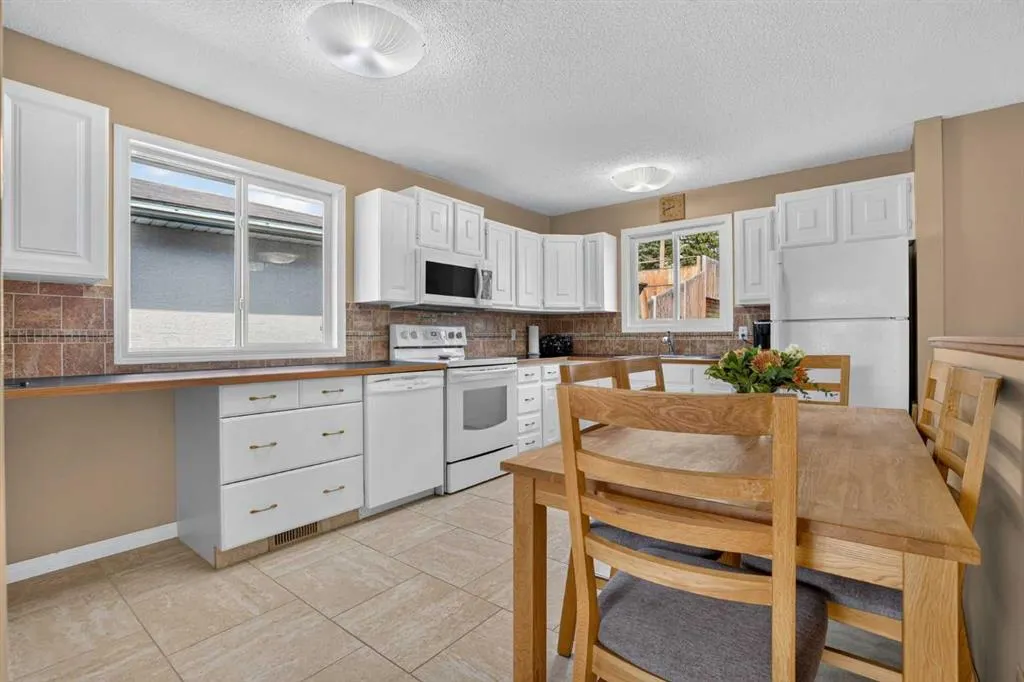 172 Queensland Road SE