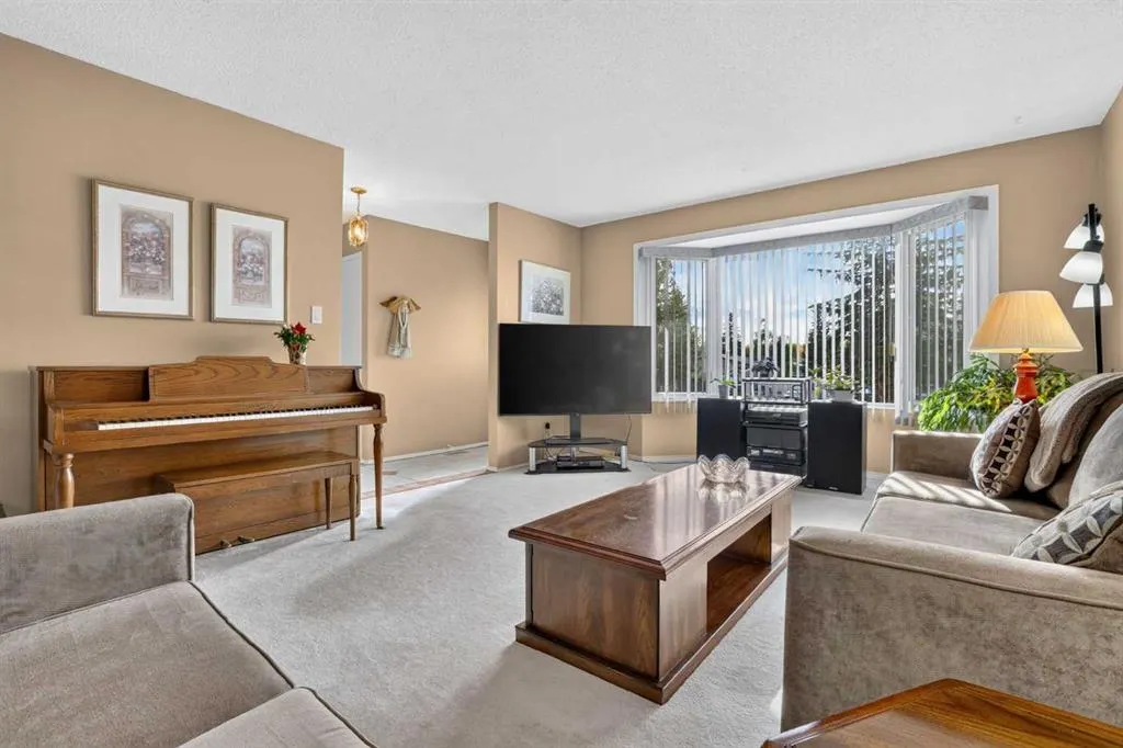 172 Queensland Road SE