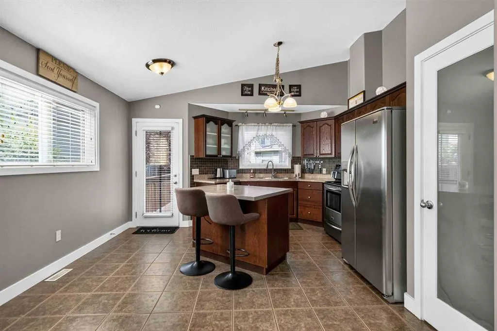 443 Pacific Crescent