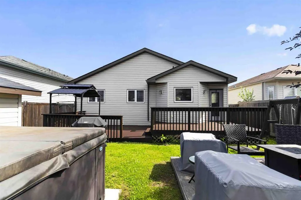 443 Pacific Crescent